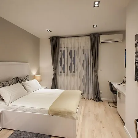 Pensión Priuli Luxury Split