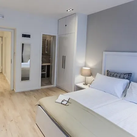 Priuli Luxury Pensión Split